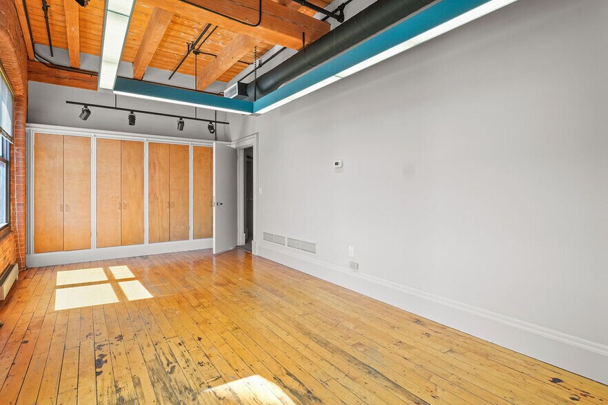More Photos Of 55 Pine St, Providence Office Residential For Sale