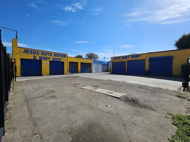 More Photos Of 5278 Adams Blvd, Los Angeles Auto Repair For Sale