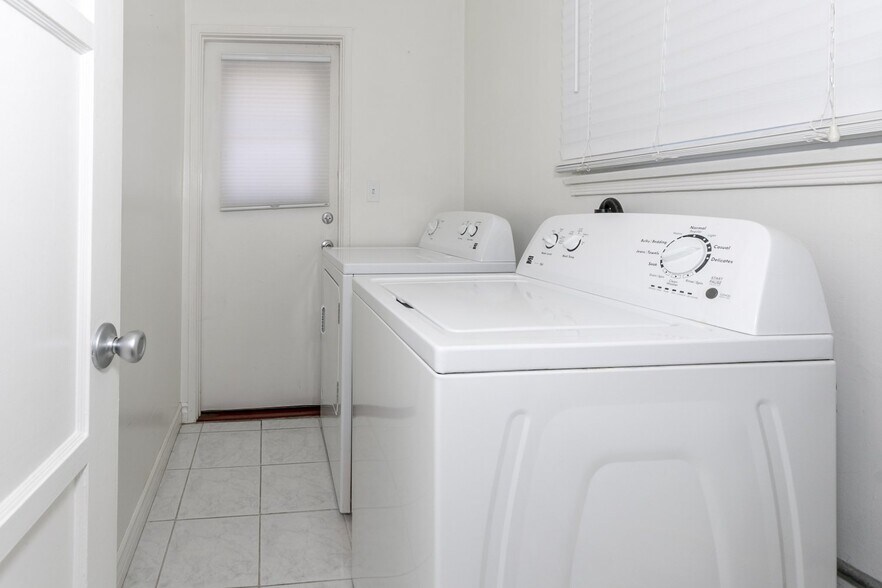 More Photos Of 22 N Electric Ave, Alhambra Apartments For Sale