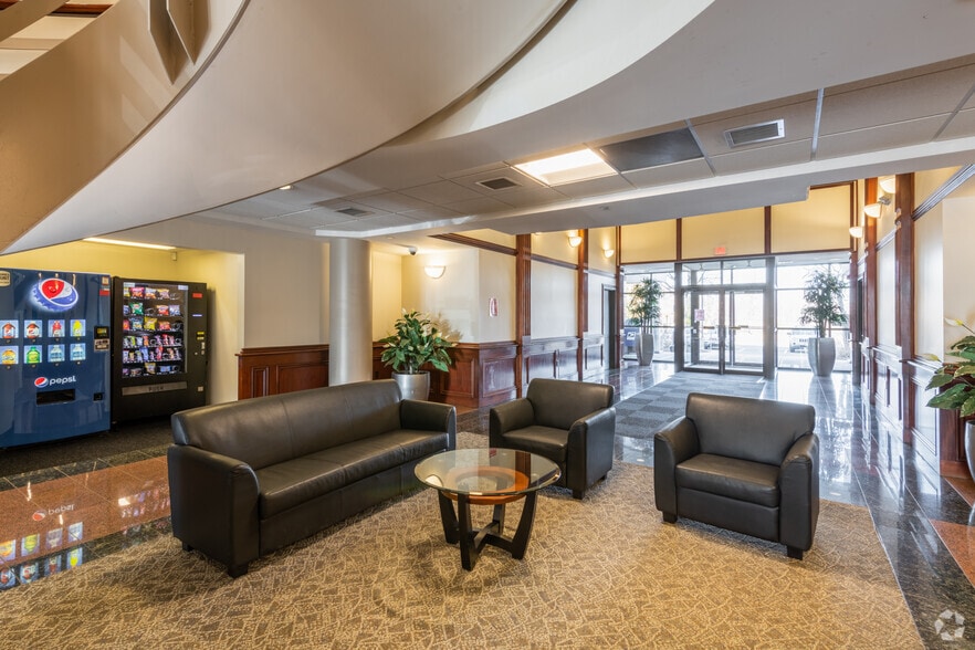 More Photos Of 2 Granite Ave, Milton Office For Lease