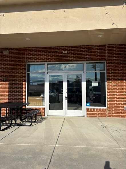 More Photos Of 841 S Main St, Hampstead Freestanding For Lease