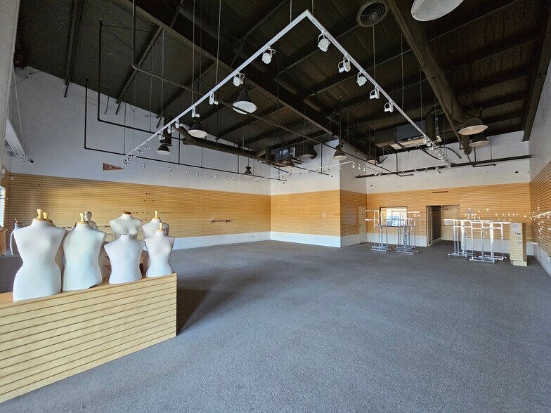 More Photos Of 4460 Washington Rd, Evans Unknown For Lease