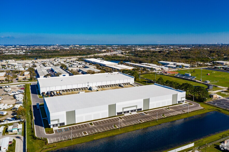 More Photos Of 12310 62nd St N, Largo Distribution For Lease