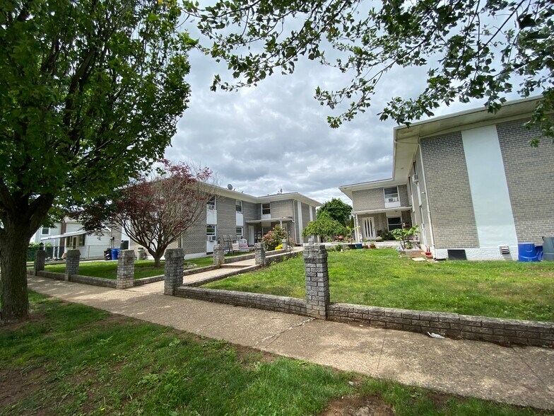 More Photos Of 63 Titus Ave, Staten Island Apartments For Sale