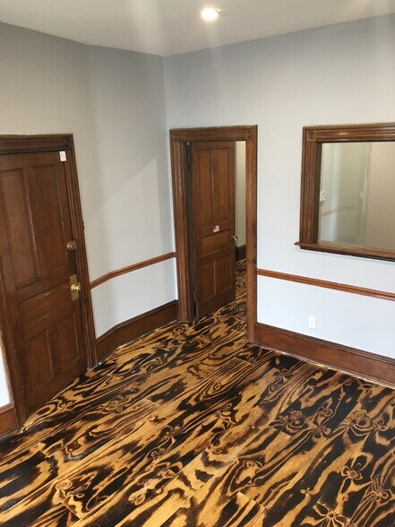 More Photos Of 624 E Girard Ave, Philadelphia Office Residential For Lease
