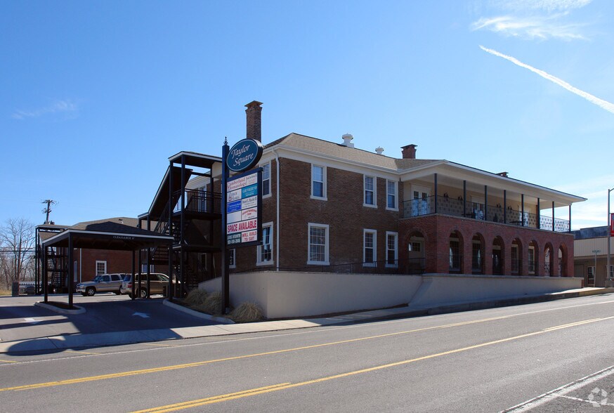 More Photos Of 29 Taylor Ave, Crossville Office Residential For Lease