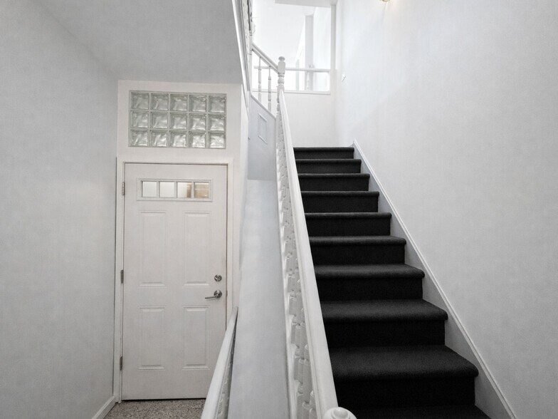 More Photos Of 2554 37th St, Astoria Apartments For Sale