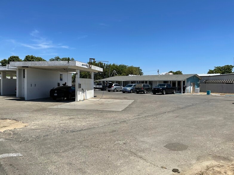 More Photos Of 726 South Ave, Gustine Carwash For Sale