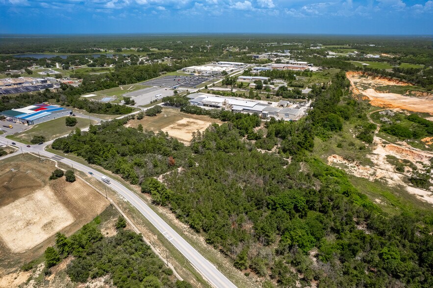 More Photos Of 310 Cypress Rd, Ocala Manufacturing For Sale
