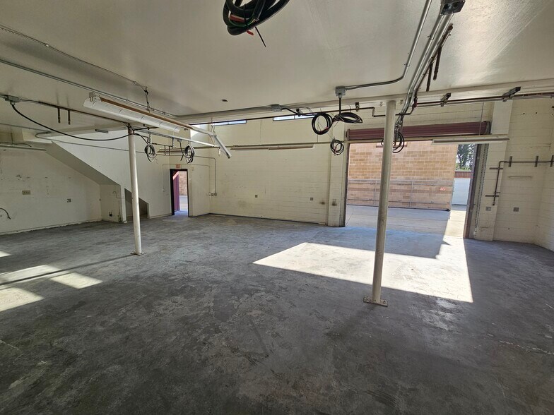 More Photos Of 333 Ingalls St, Santa Cruz Service For Lease