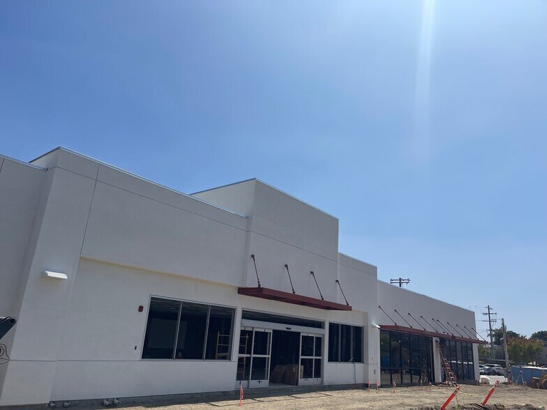 More Photos Of 21138 Western Ave, Torrance Restaurant For Lease