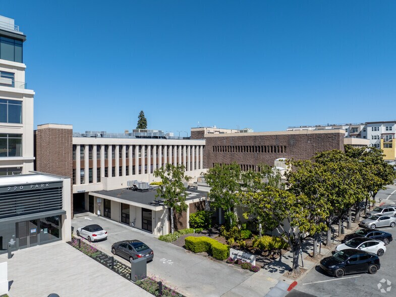 More Photos Of 1290 Howard Ave, Burlingame Office For Lease