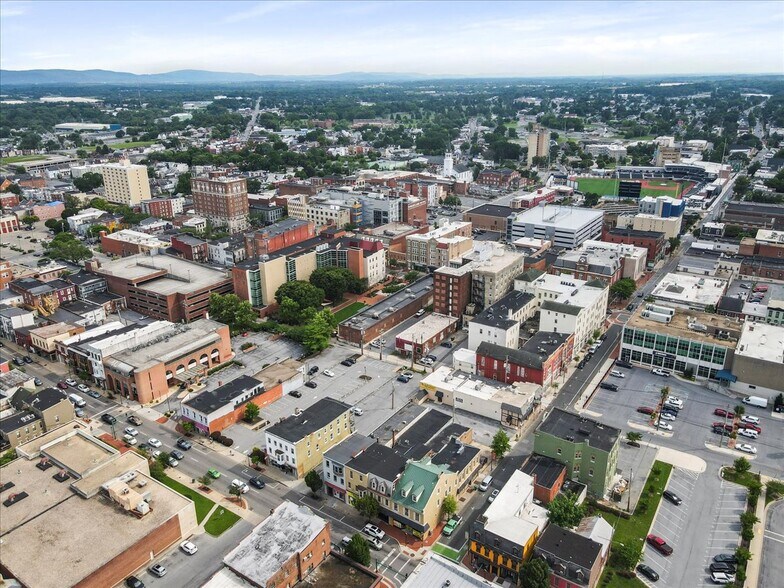 More Photos Of 82 W Washington St, Hagerstown Office For Sale