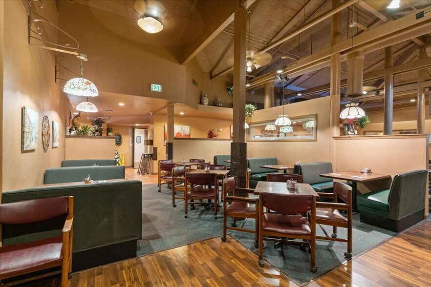 More Photos Of 12555 W Bell Rd, Surprise Restaurant For Sale