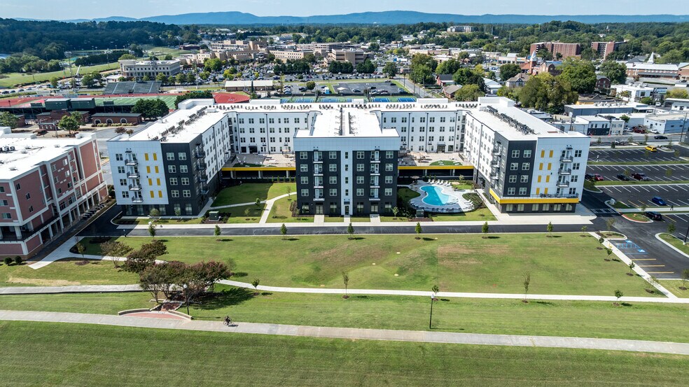 More Photos Of 340 W 3rd St SW, Rome Apartments For Lease