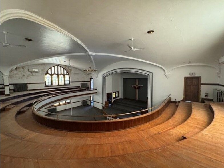 More Photos Of 1203 3rd Ave, Rockford Religious Facility For Sale