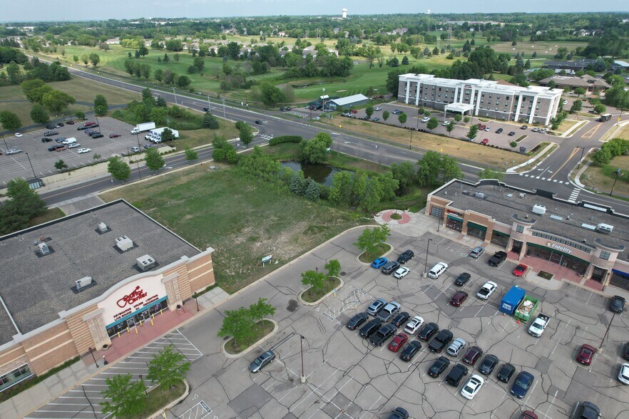 More Photos Of 8318 3rd St N, Oakdale Land For Sale