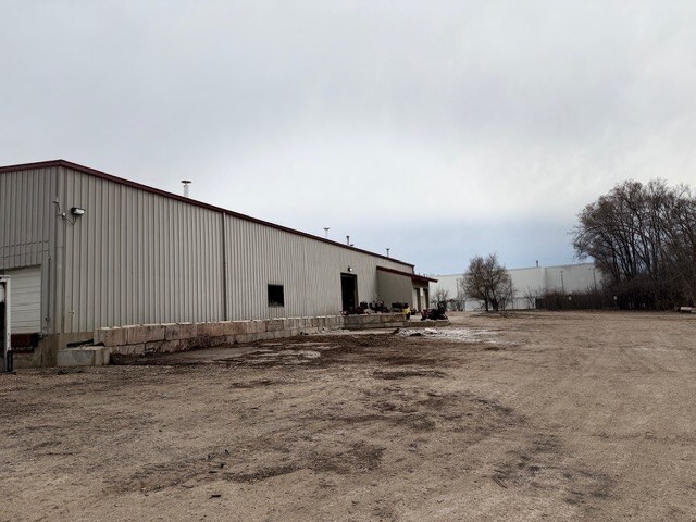 More Photos Of 3245 Terminal Dr, Eagan Warehouse For Lease