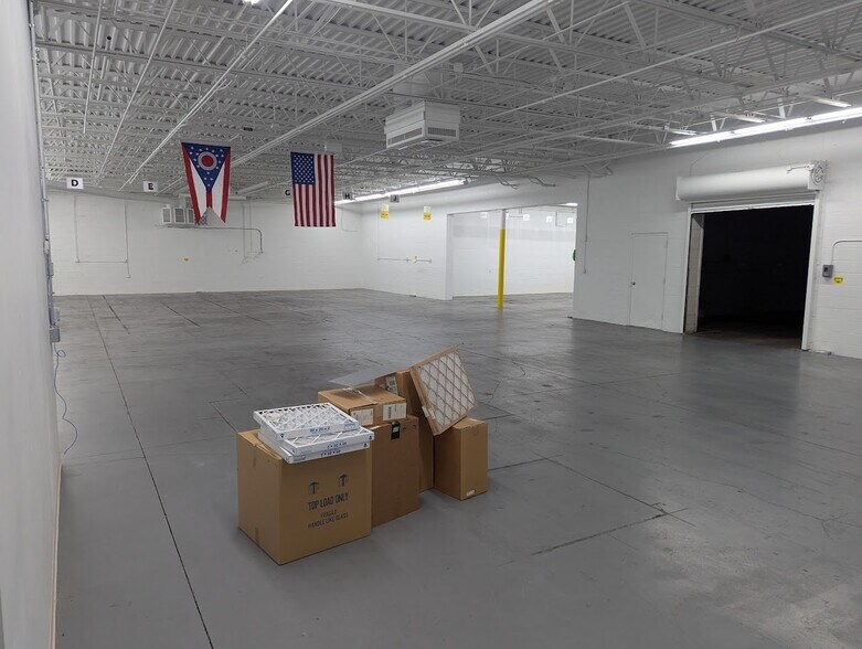 More Photos Of 5724 Webster St, Dayton Manufacturing For Lease