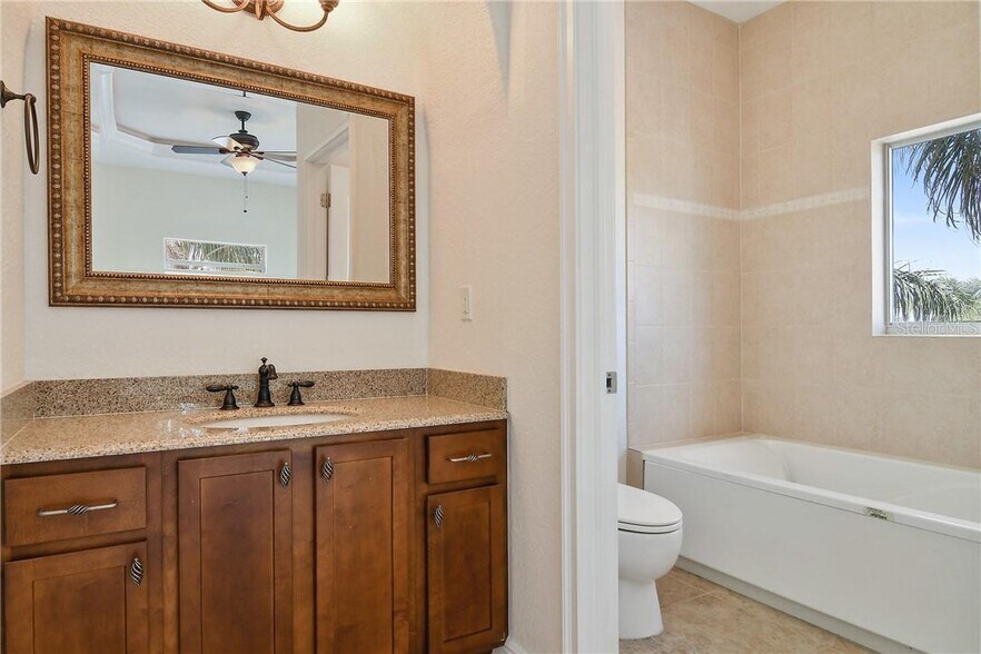 More Photos Of 2105 US 27 S, Lake Placid Apartments For Sale