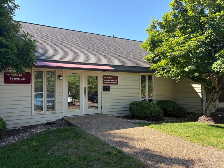 More Photos Of 491 McLaws Cir, Williamsburg Office For Sale