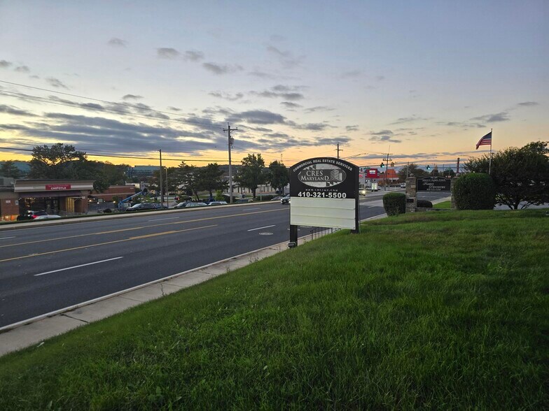 More Photos Of 1829 York Rd, Lutherville Timonium Office Residential For Lease