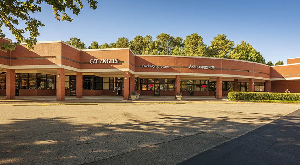 More Photos Of 921-965 N Harrison Ave, Cary Unknown For Lease