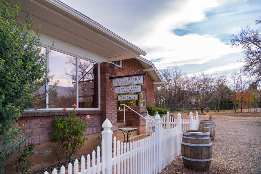 More Photos Of 315 S Willard St, Cottonwood Office Residential For Sale