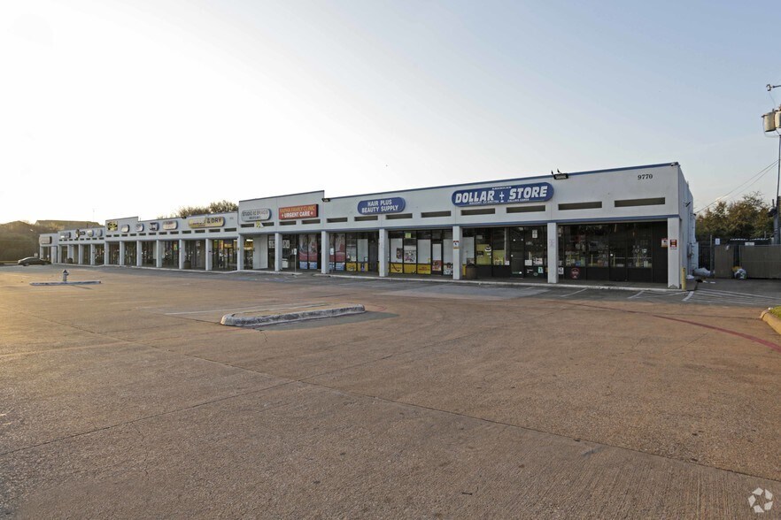 More Photos Of 9770-9798 Forest Ln, Dallas General Retail For Lease