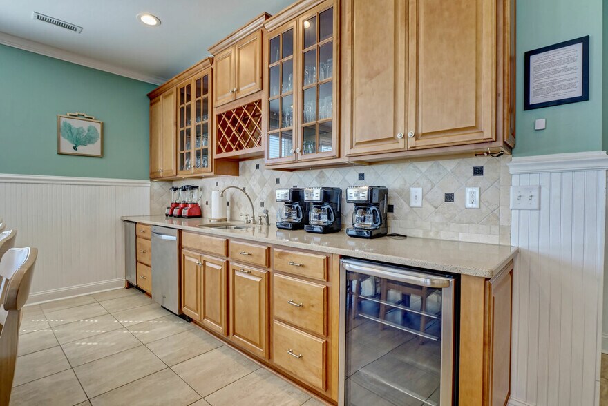 More Photos Of 2068 New River Inlet Rd, North Topsail Beach Apartments For Sale