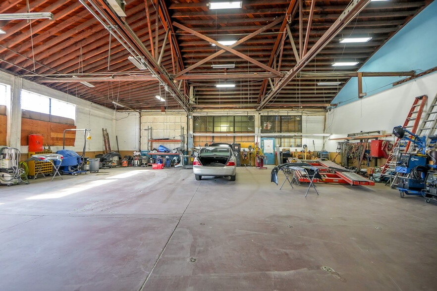 More Photos Of 2323 Nevin Ave, Richmond Auto Repair For Sale