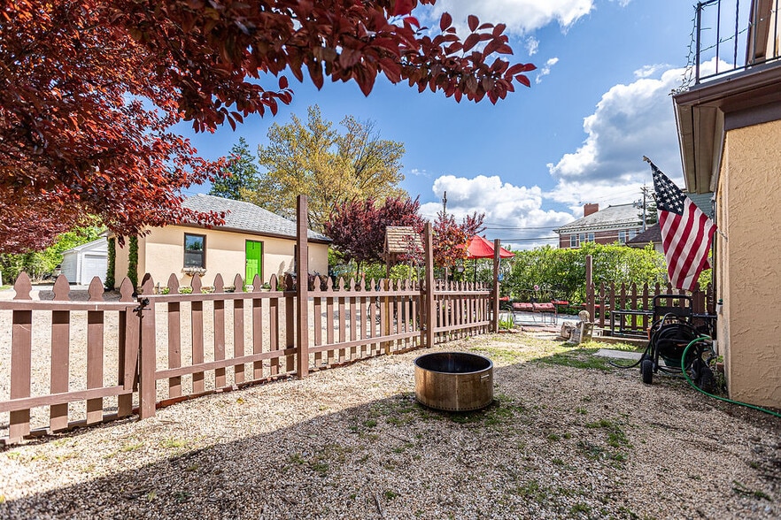 More Photos Of 404 Allegheny Ave, Towson Office For Sale