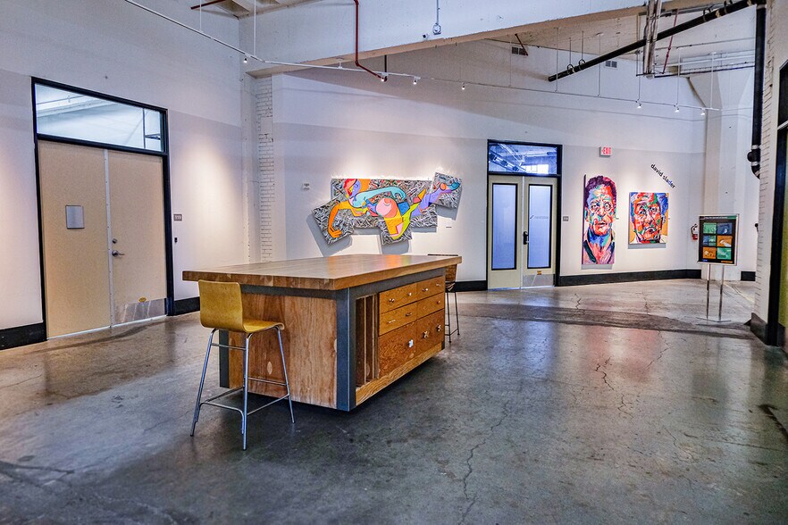 More Photos Of 2505-2511 SE 11th Ave, Portland Office For Lease