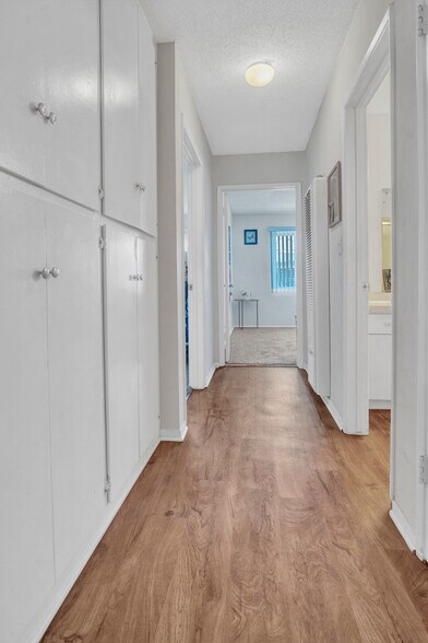 More Photos Of 415 E 2nd St, Tustin Apartments For Sale