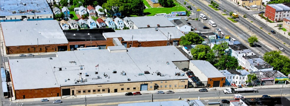 More Photos Of 580 Fountain Ave, Brooklyn Warehouse For Sale