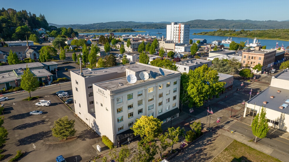 More Photos Of 340 Central Ave, Coos Bay Medical For Lease