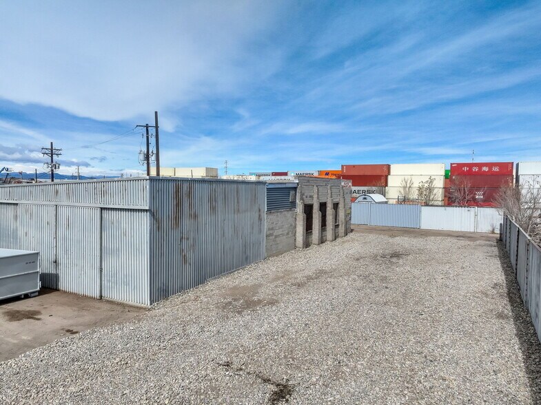 More Photos Of 5320 Cook St, Denver Warehouse For Lease