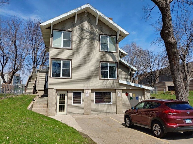 More Photos Of 1227 4th Ave S, Saint Cloud Daycare Center For Sale