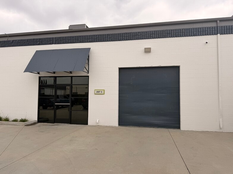 Primary Photo Of 10628 Weaver Ave, South El Monte Warehouse For Lease