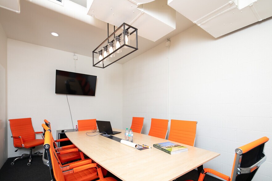 More Photos Of 169-171 N Limestone, Lexington Loft Creative Space For Sale