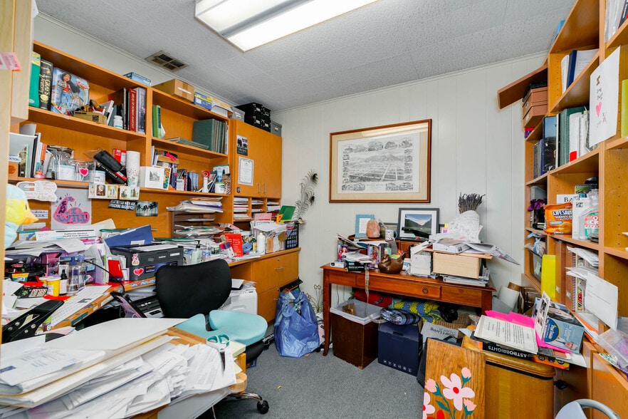 More Photos Of 95 W Sierra Madre Blvd, Sierra Madre Medical For Sale