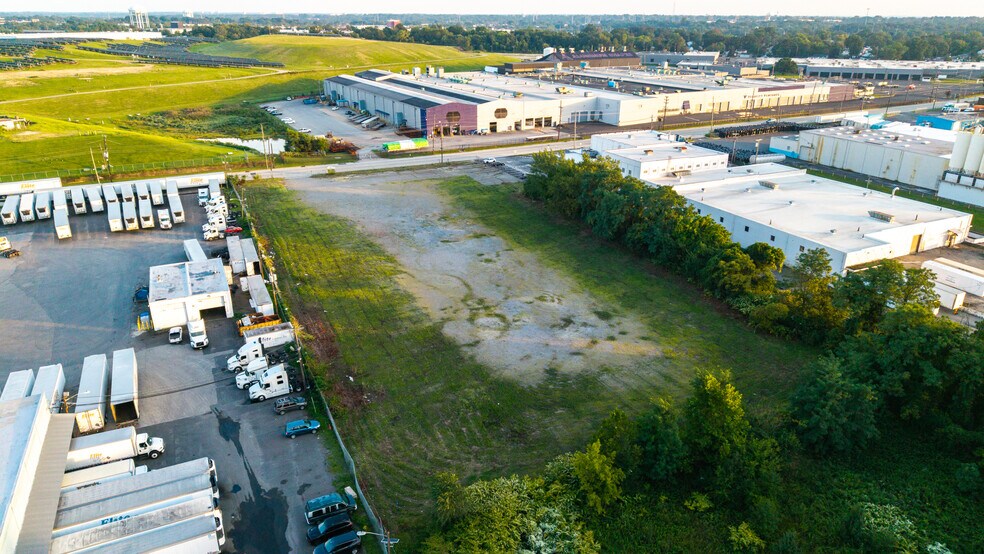 More Photos Of 9191 River Rd, Pennsauken Warehouse For Lease