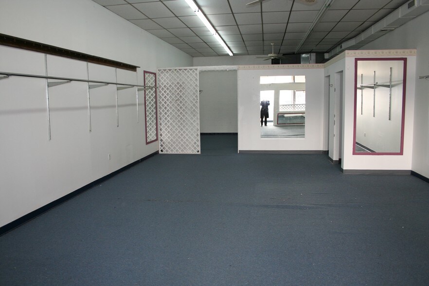 More Photos Of 585 Hazard Ave, Enfield Freestanding For Lease