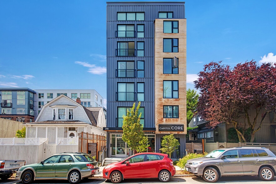 Primary Photo Of 215 Boylston Ave E, Seattle Apartments For Sale