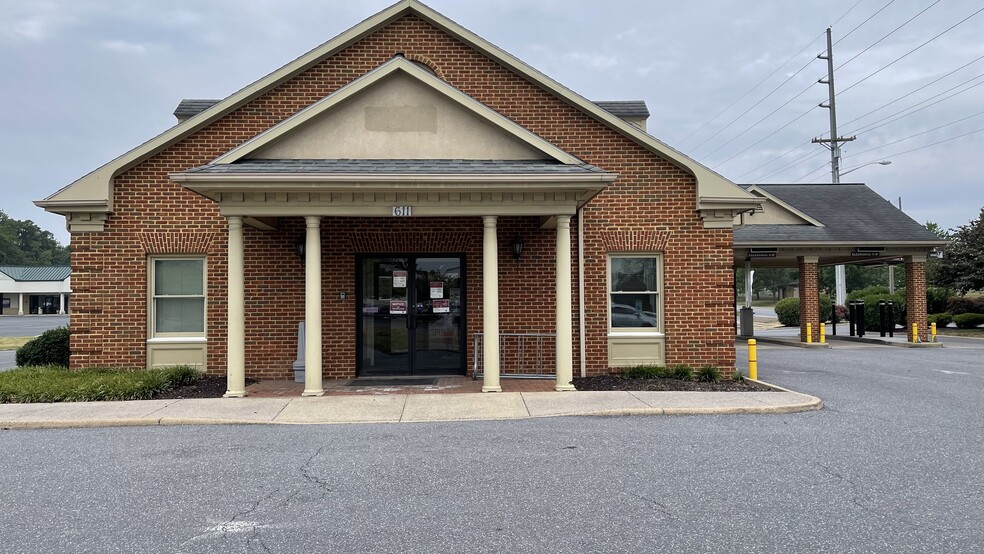 Primary Photo Of 611 Mt. Clinton Pike, Harrisonburg Bank For Sale