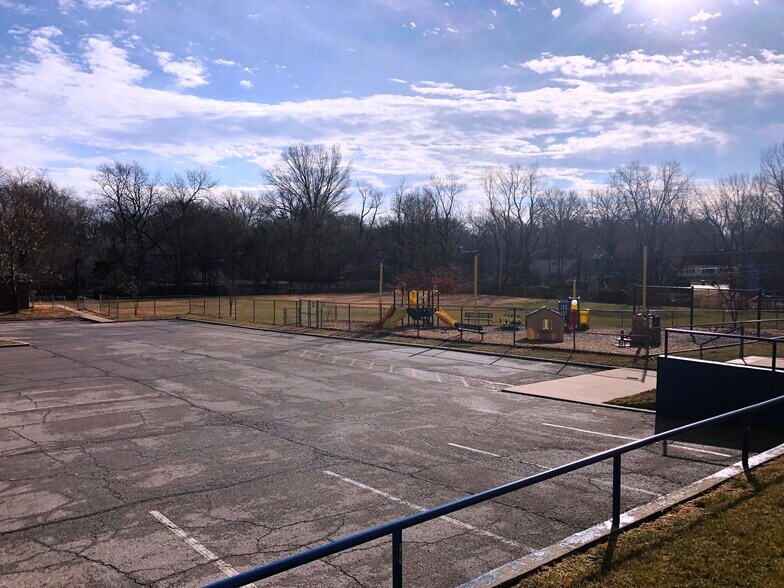 More Photos Of 7917 W 95th St, Overland Park Daycare Center For Sale