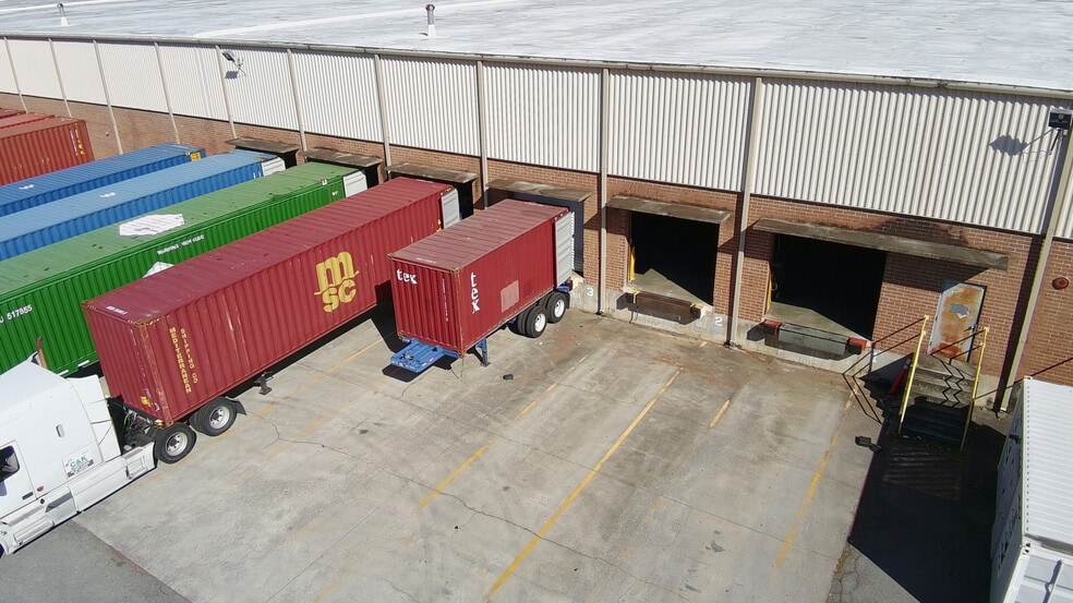 More Photos Of 125 Coleman Blvd, Savannah Distribution For Lease