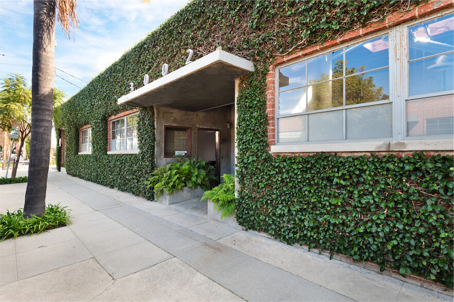 Primary Photo Of 3002 Pennsylvania Ave, Santa Monica Loft Creative Space For Lease