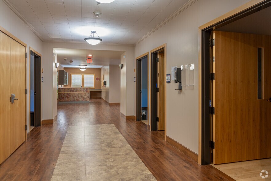 More Photos Of 3102 NE 134th St, Vancouver Assisted Living For Sale