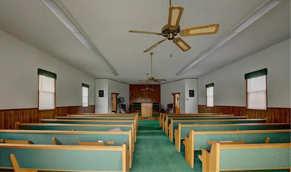More Photos Of 12348 S Us 19e Hwy, Spruce Pine Religious Facility For Sale